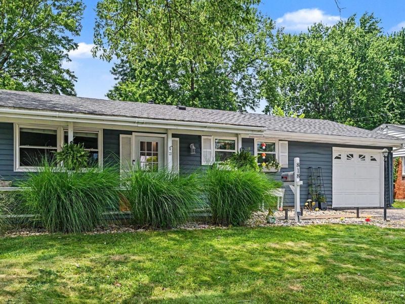 818 Marbea Drive, Loveland, OH 45140 Photo 2