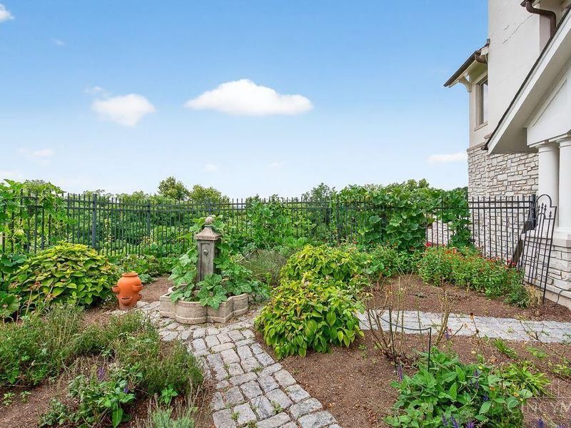 5 Twin Hills Ridge Drive, Cincinnati, OH 45230 Photo 86