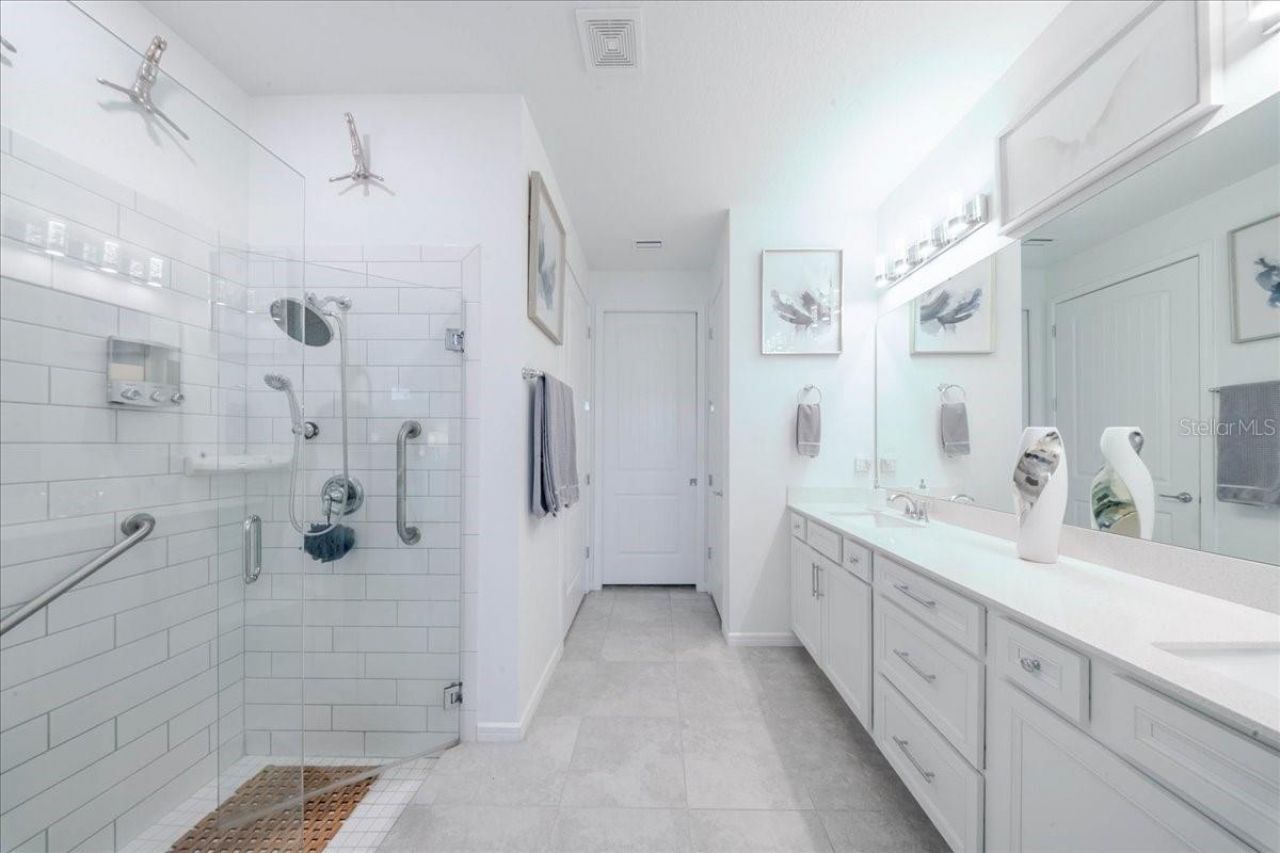 1833 Spring Shower Circle , Kissimmee, FL 34744 Photo