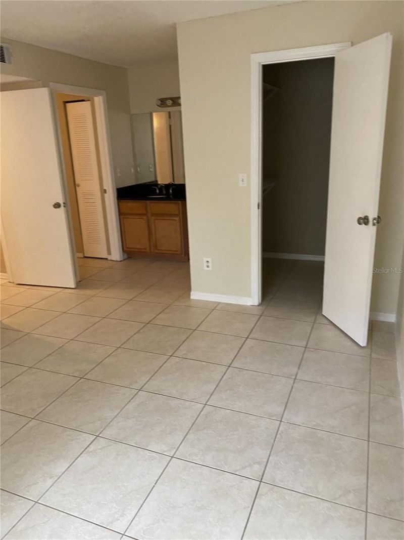 4524 Commander Drive , Unit 1615, Orlando, FL 32822 Photo