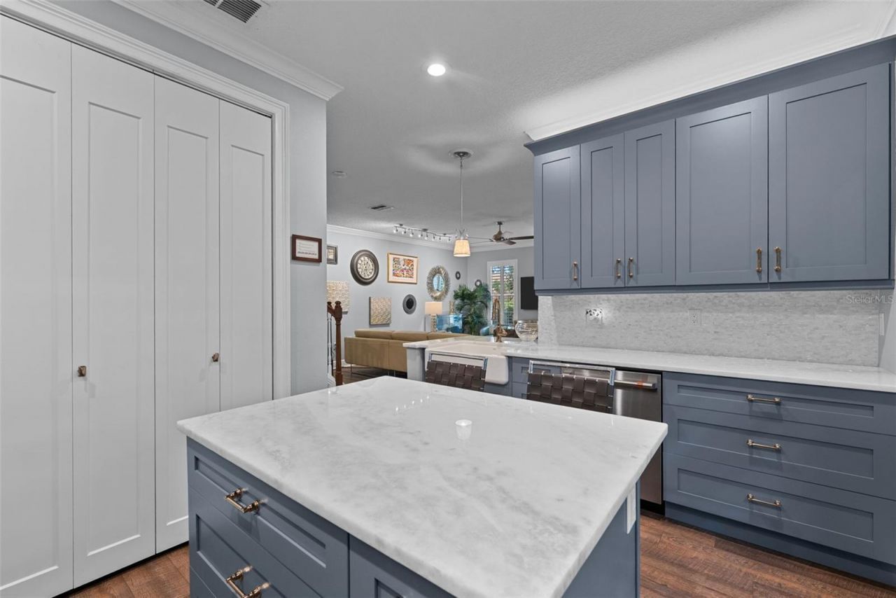 185 Banyan Bay Drive , Saint Petersburg, FL 33705 Photo