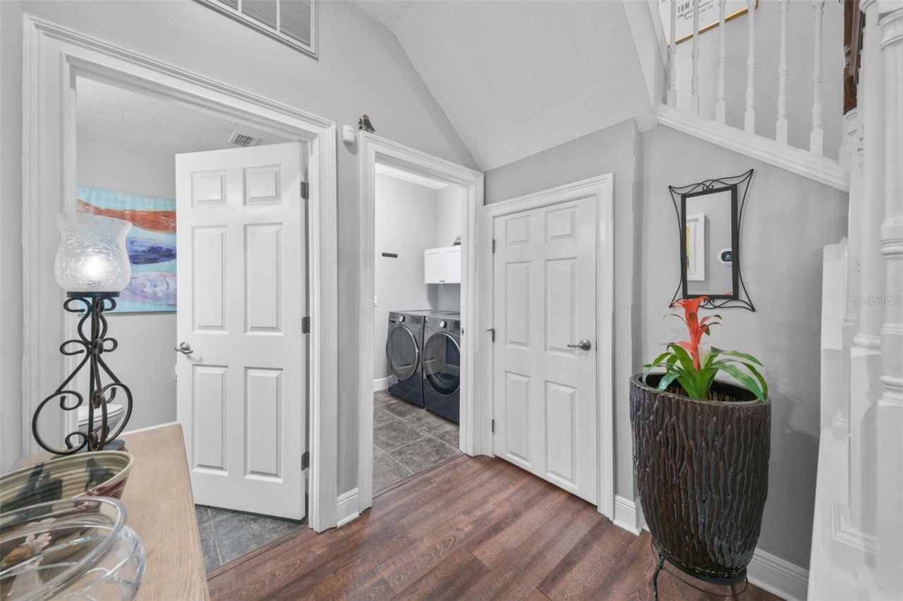 185 Banyan Bay Drive , Saint Petersburg, FL 33705 Photo