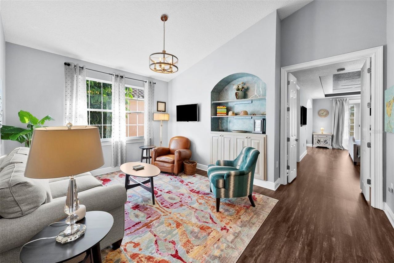 185 Banyan Bay Drive , Saint Petersburg, FL 33705 Photo