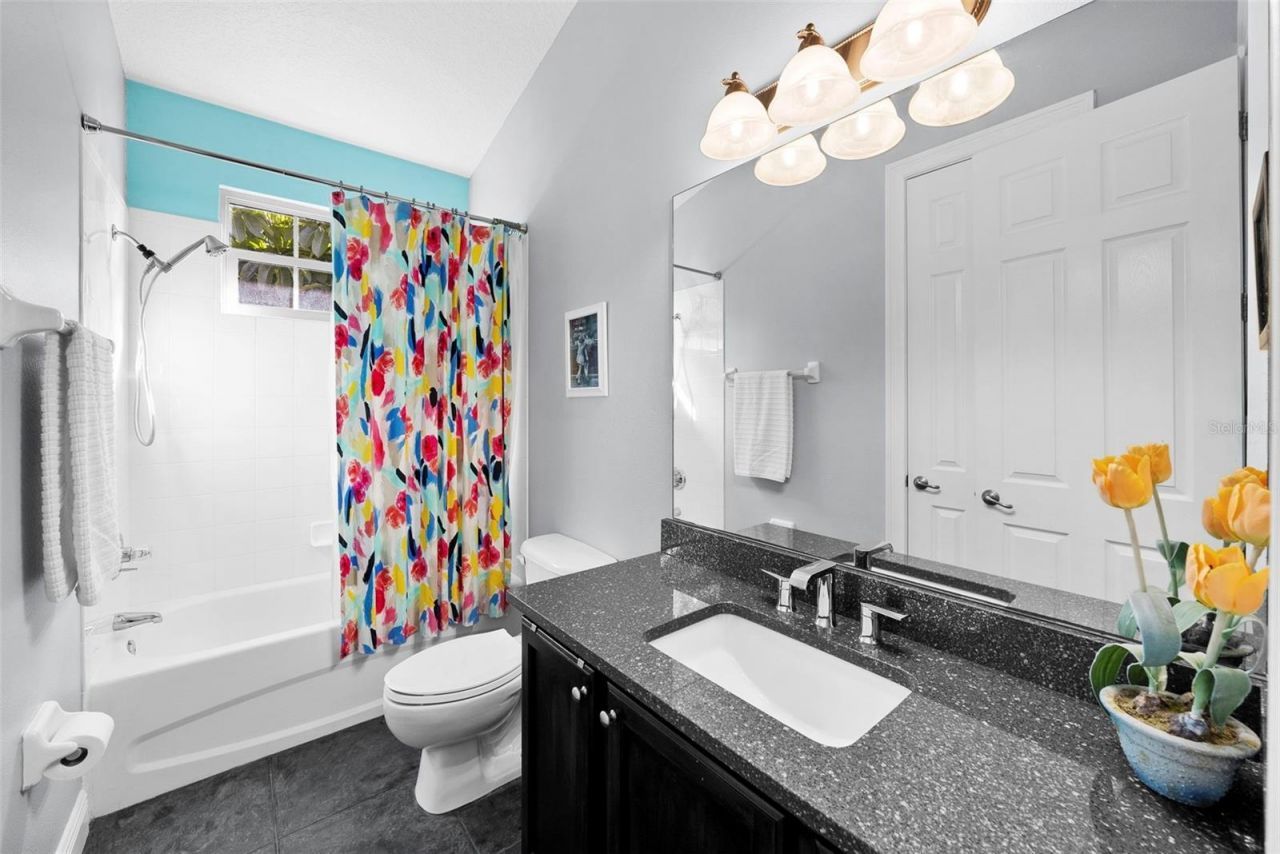 185 Banyan Bay Drive , Saint Petersburg, FL 33705 Photo