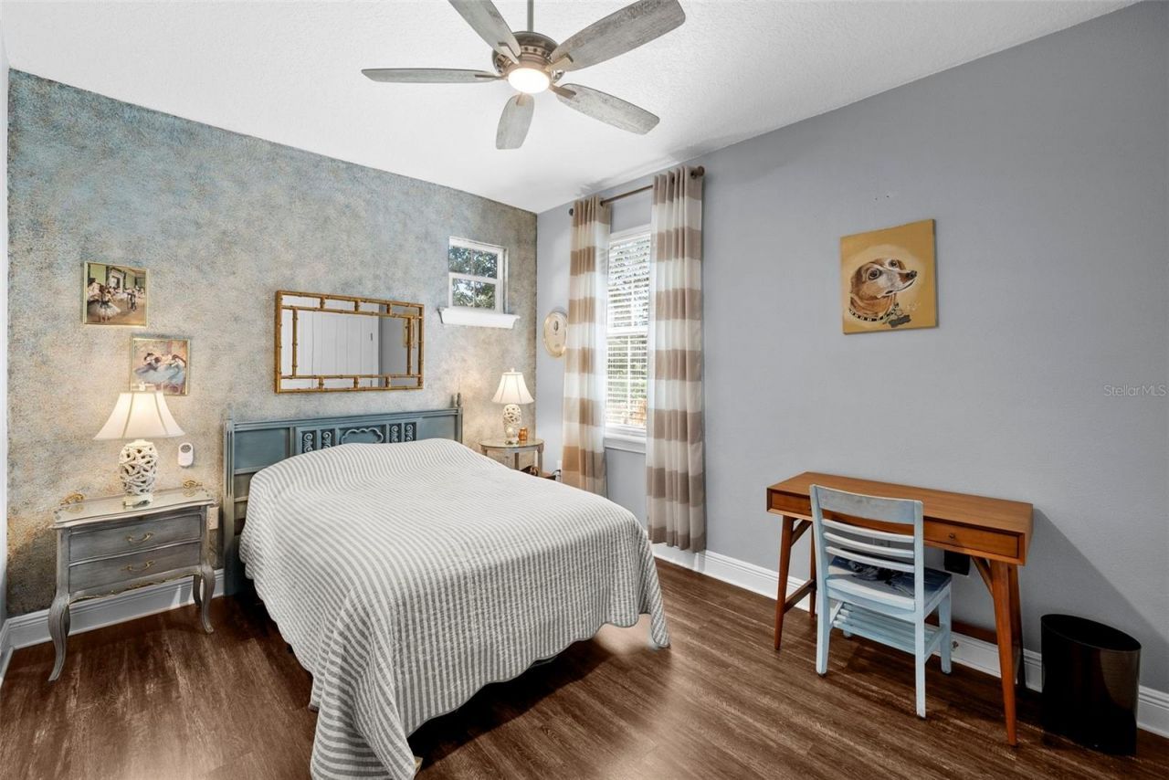 185 Banyan Bay Drive , Saint Petersburg, FL 33705 Photo