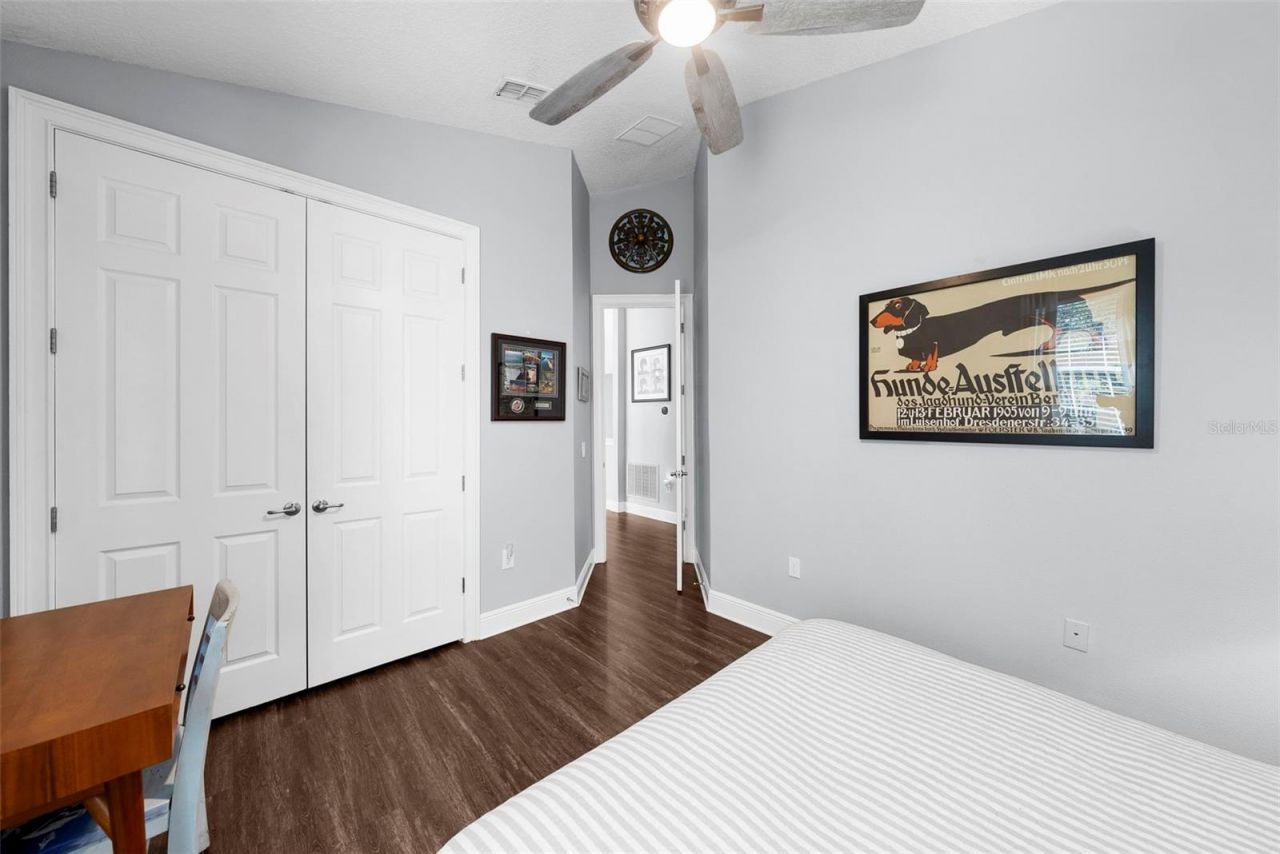 185 Banyan Bay Drive , Saint Petersburg, FL 33705 Photo