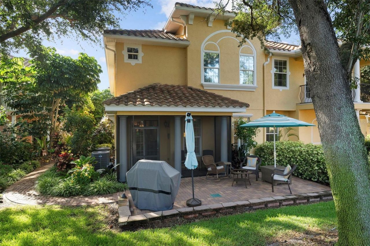 185 Banyan Bay Drive , Saint Petersburg, FL 33705 Photo