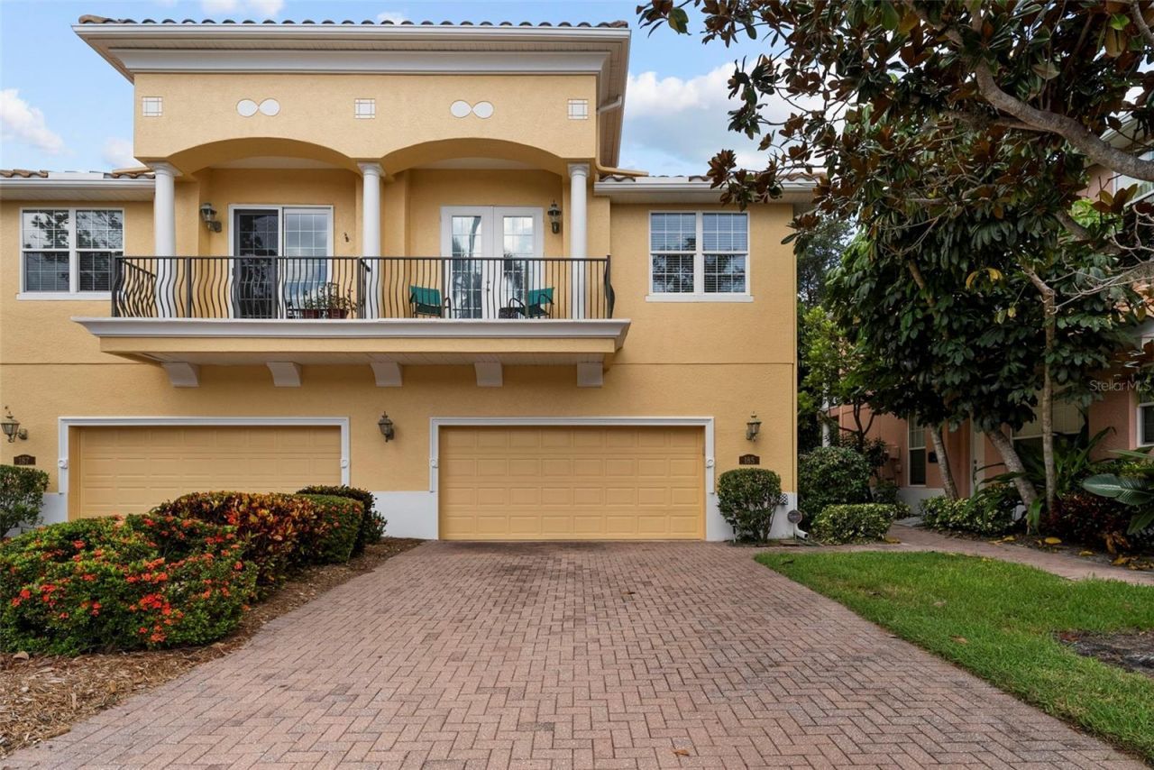 185 Banyan Bay Drive , Saint Petersburg, FL 33705 Photo