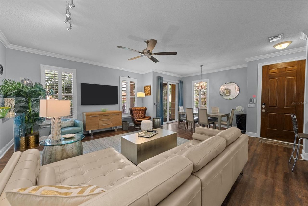 185 Banyan Bay Drive , Saint Petersburg, FL 33705 Photo