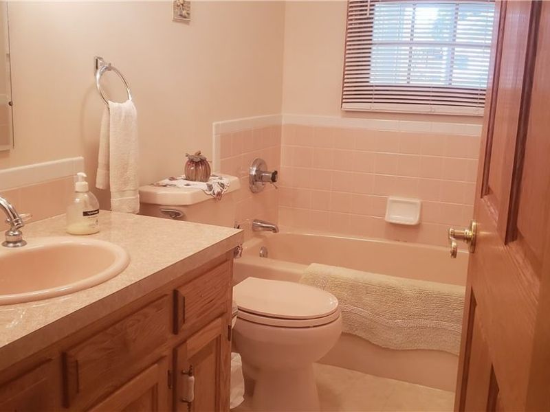 15050 Lake Avenue, Middlefield, OH 44062 Photo 19