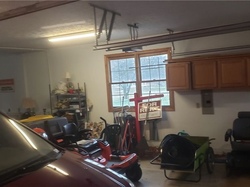 15050 Lake Avenue, Middlefield, OH 44062 Photo 2