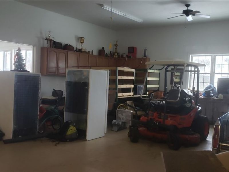 15050 Lake Avenue, Middlefield, OH 44062 Photo 3