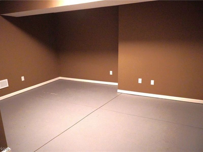 20341 Colleen Court, Strongsville, OH 44149 Photo 10