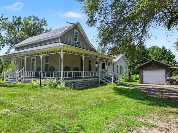 17180 Co Rd 215, Grand Junction, MI 49056