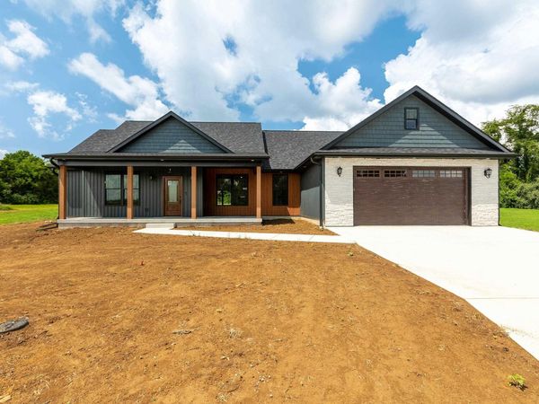 7180 Canyon Court, Marion, IL 62959