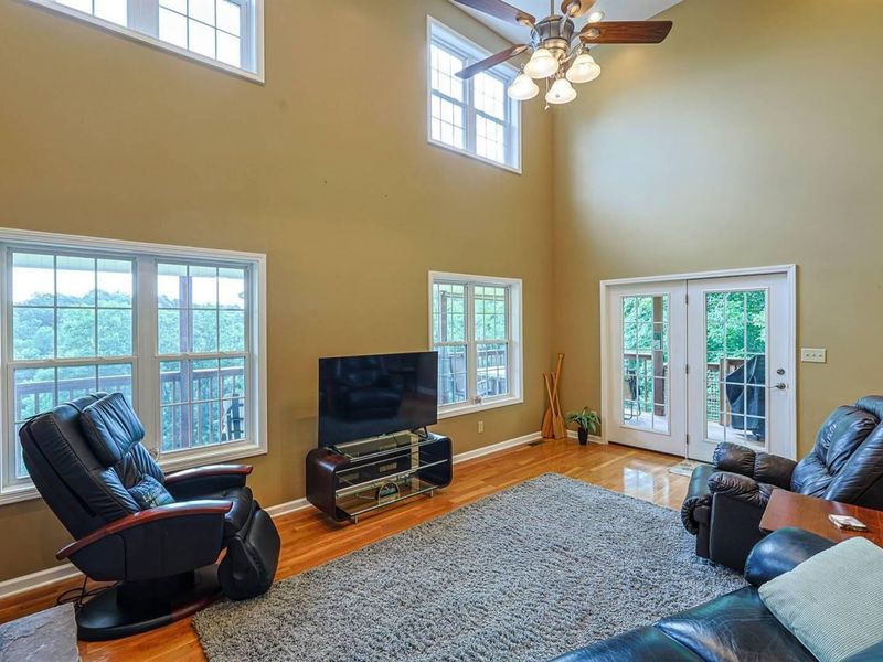 649-650 Lakeshore Loop, Owenton, KY 40359 Photo 11