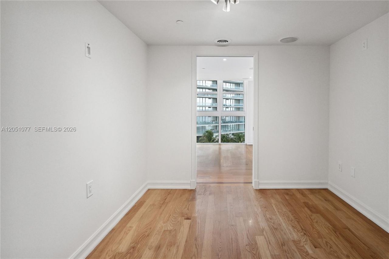18911 Collins Ave, Unit 901, Sunny Isles Beach, FL 33160 Photo