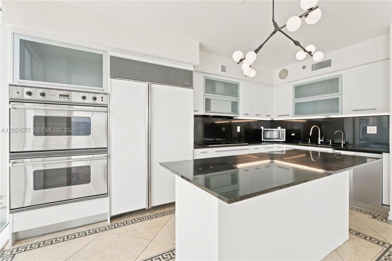 18911 Collins Ave, Unit 901, Sunny Isles Beach, FL 33160 Photo
