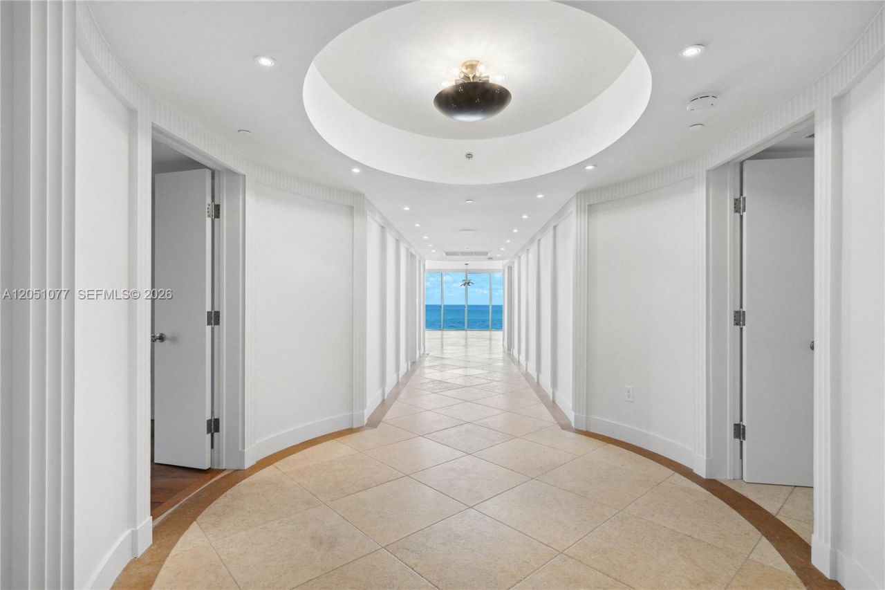 18911 Collins Ave, Unit 901, Sunny Isles Beach, FL 33160 Photo