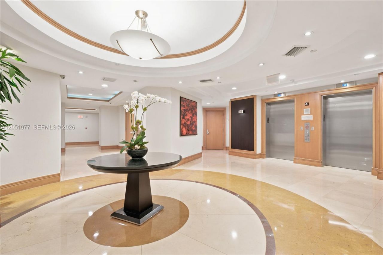 18911 Collins Ave, Unit 901, Sunny Isles Beach, FL 33160 Photo