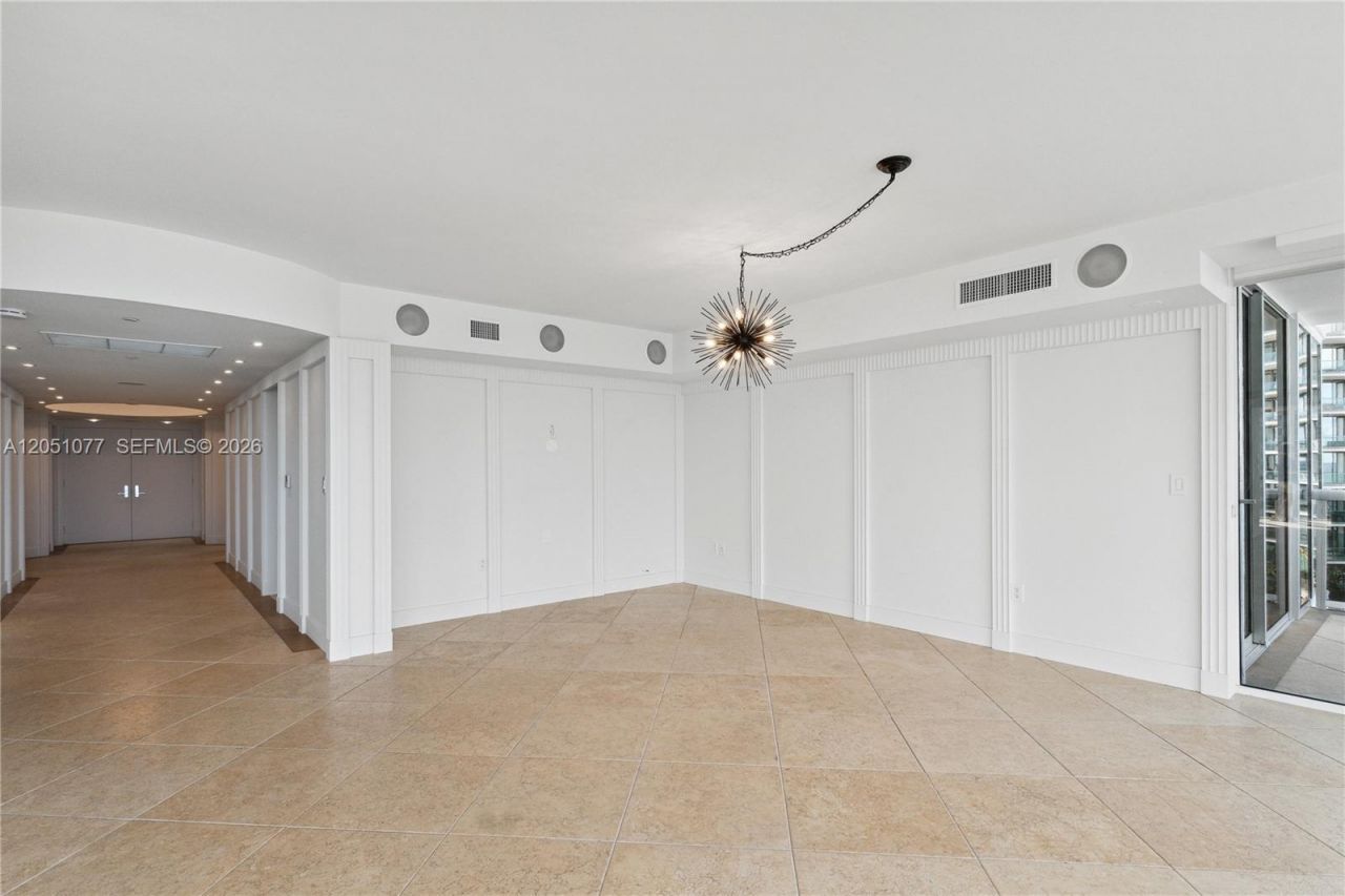 18911 Collins Ave, Unit 901, Sunny Isles Beach, FL 33160 Photo