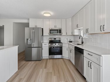 5868 Rice Lake Road, Duluth, MN 55803
