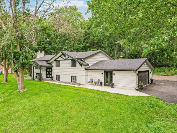 17046 Chiltern Hills Road , Minnetonka, MN 55345
