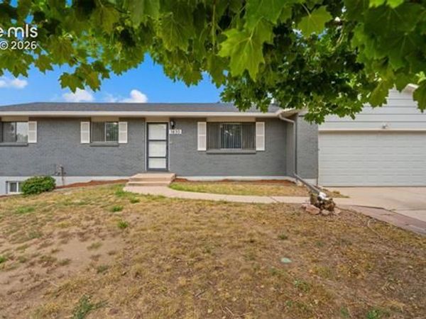 1830 Pima Drive, Colorado Springs, CO 80915