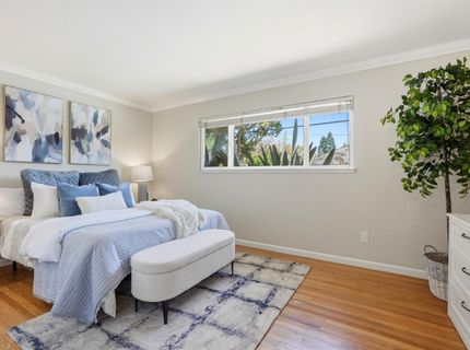 8225 Lake Forest Dr, Sacramento, CA 95826 Photo
