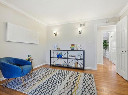 8225 Lake Forest Dr, Sacramento, CA 95826 Photo