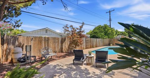 8225 Lake Forest Dr, Sacramento, CA 95826 Photo