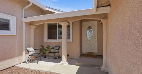 8225 Lake Forest Dr, Sacramento, CA 95826 Photo