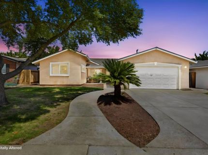 8225 Lake Forest Dr, Sacramento, CA 95826 Photo