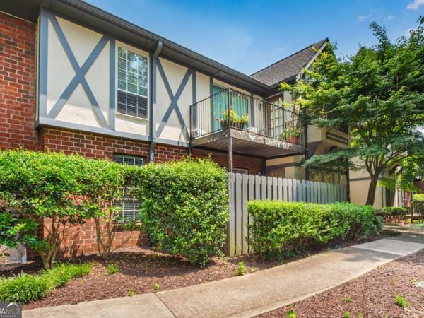 6851 Roswell Road, Unit Q16, Atlanta, GA 30328