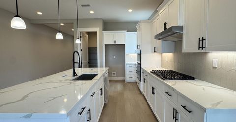 590 Sage Grouse Lp, Unit Lot 24, Gardnerville, NV 89460 Photo