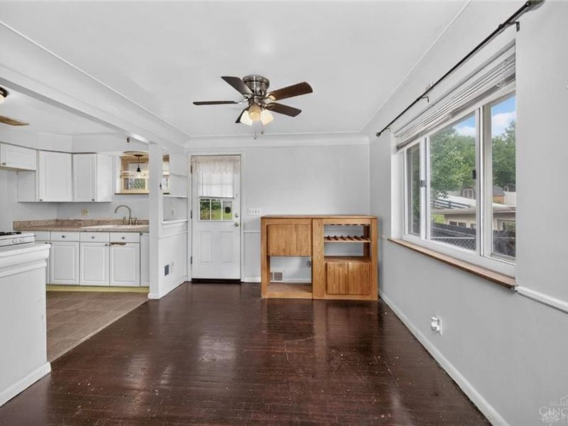 1324 Thurnridge Drive, Reading, OH 45215 Photo 12