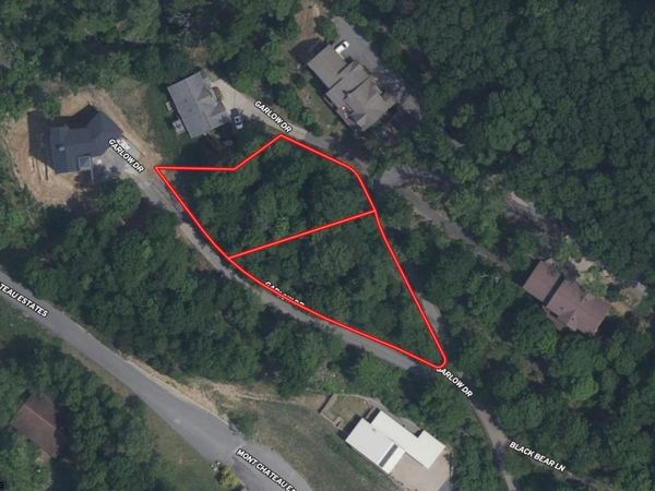 10 Pleasant View Lane, Morgantown, WV 26508