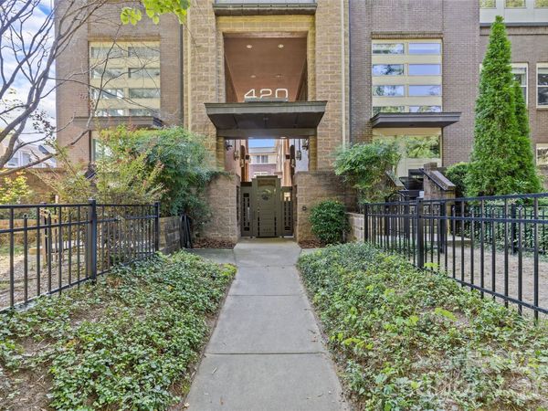 420 Queens Road, Unit 7, Charlotte, NC 28207