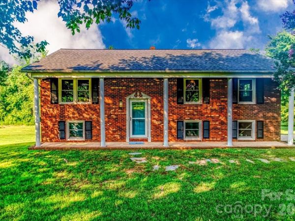 2910 Old Highway 60 Highway, Ronda, NC 28670
