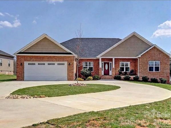 4574 Hunter Rhyne Road , Lincolnton, NC 28092