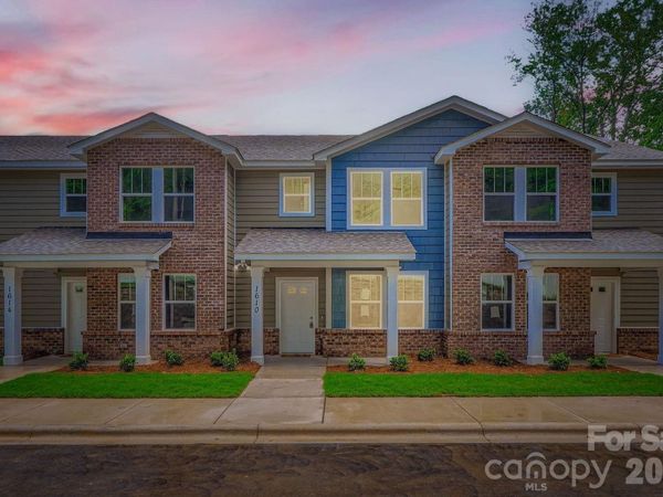 1614 Ct Brooks Circle, Charlotte, NC 28212