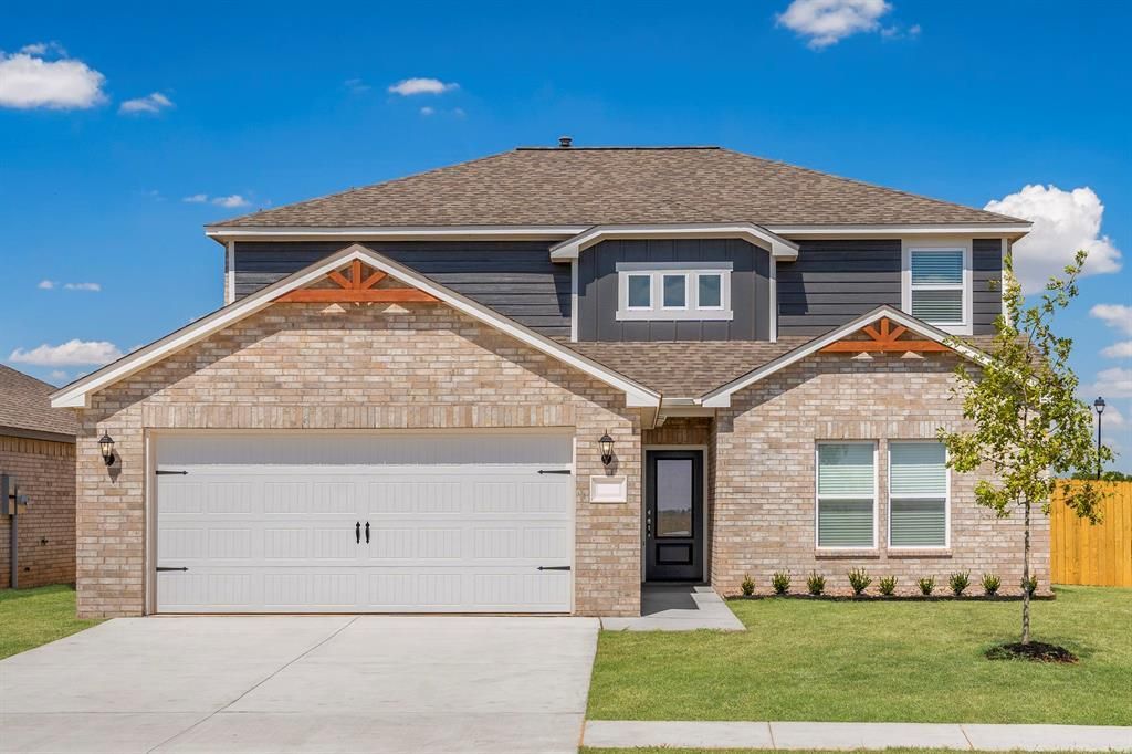 736 Luna Way, Tuttle, OK 73089 Main Photo