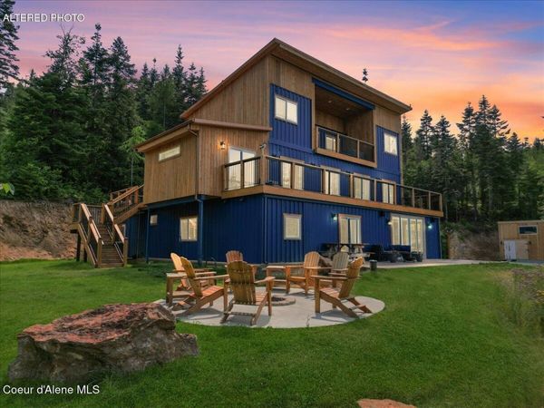 1811 S Veterans Dr , Post Falls, ID 83854