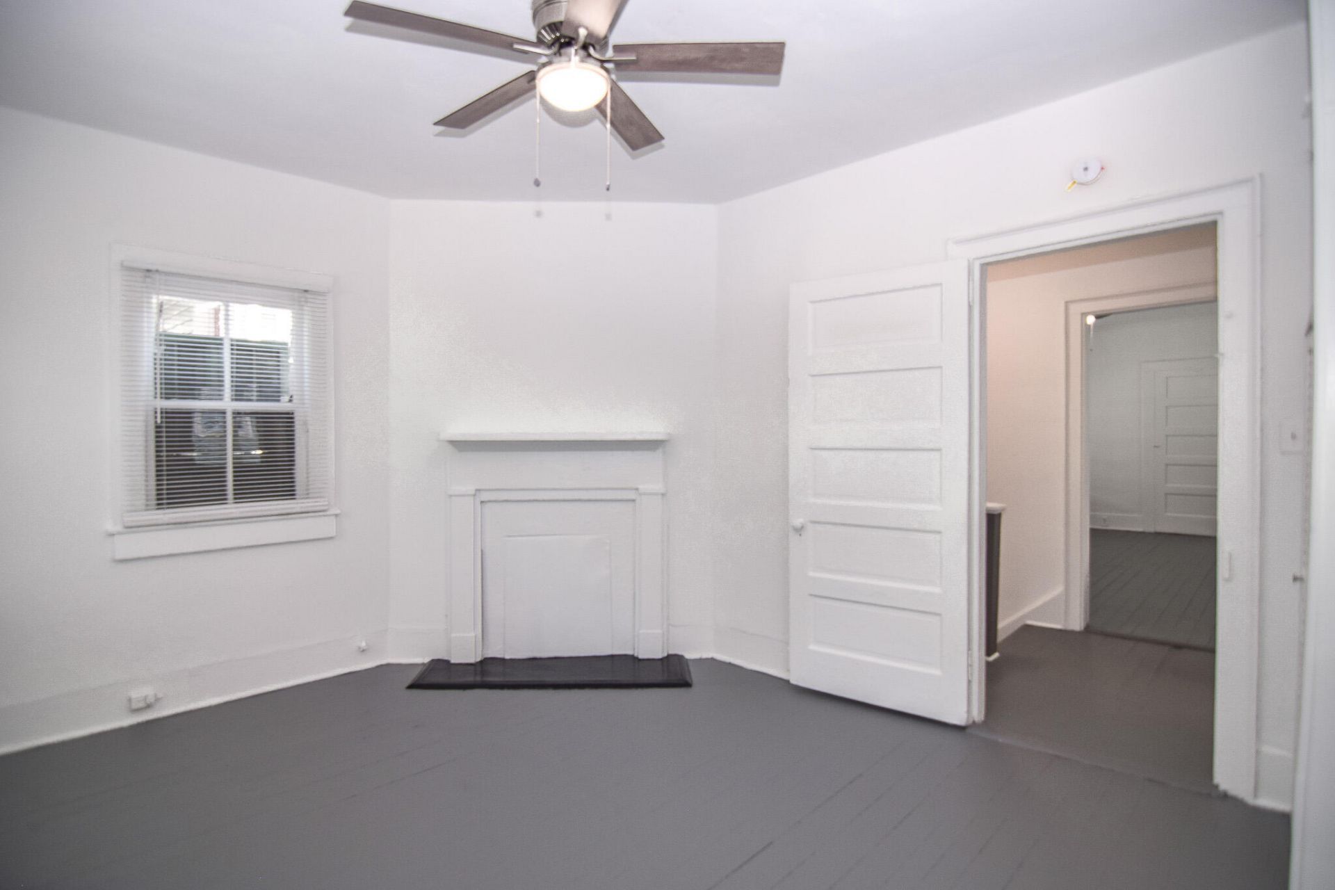 74 Smith Street Photo 4