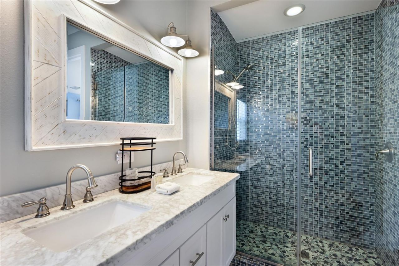 504 Spring Avenue, Anna Maria, FL 34216 Photo