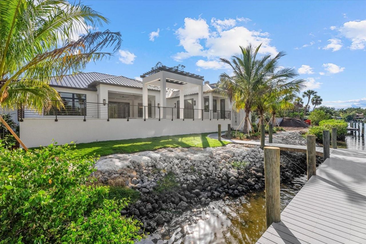 5215 Hidden Harbor Road, Sarasota, FL 34242 Photo