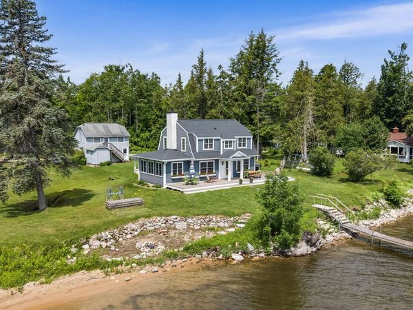 6452 N Silver Beach Road, Cheboygan, MI 49721