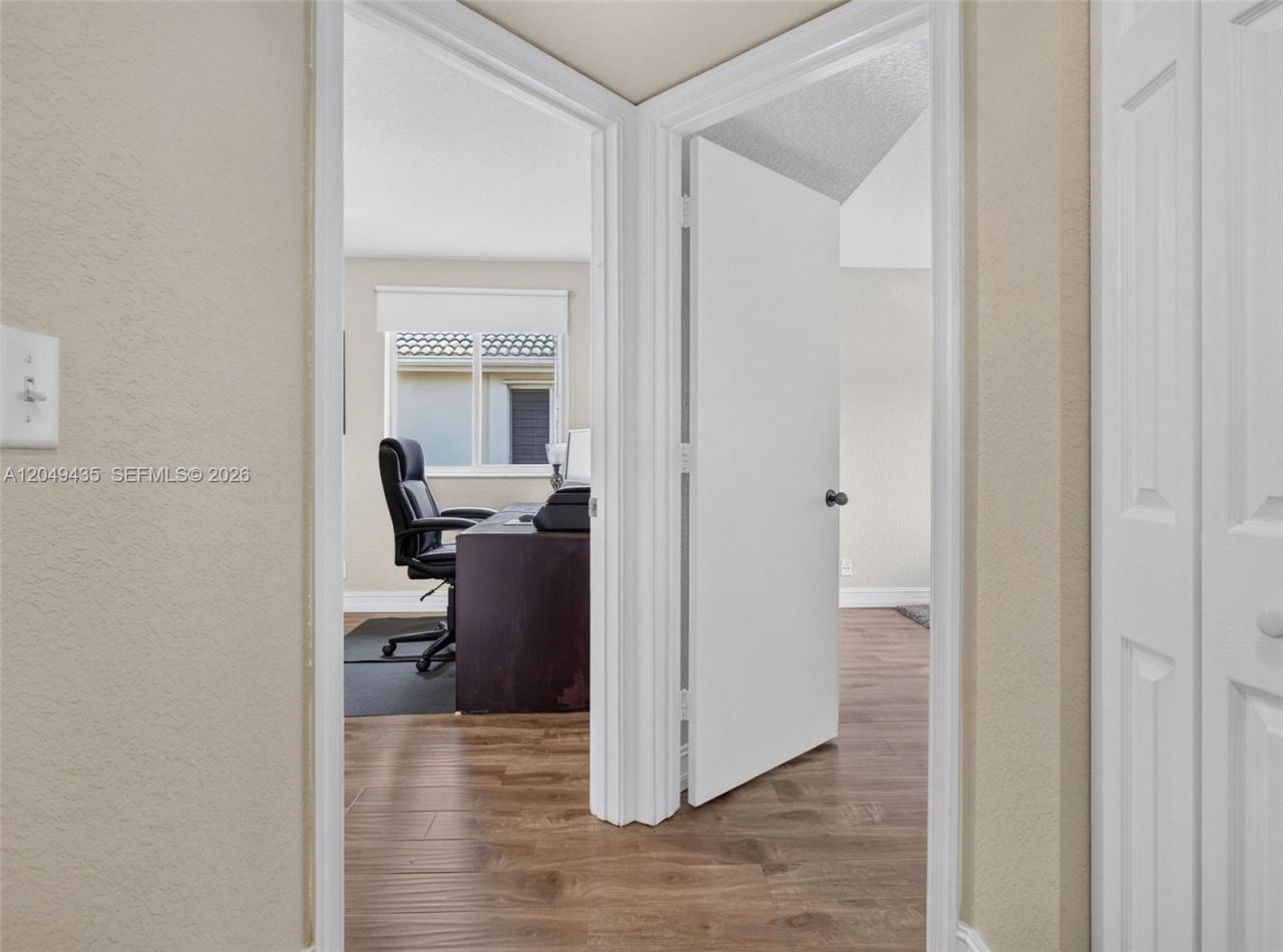 2475 W Cordoba Bnd , Weston, FL 33327 Photo