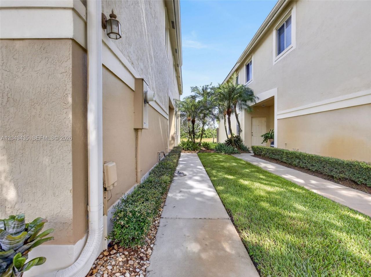 2475 W Cordoba Bnd , Weston, FL 33327 Photo