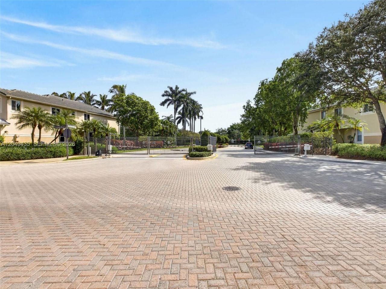 2475 W Cordoba Bnd , Weston, FL 33327 Photo